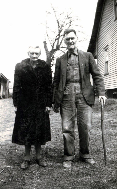 Charley & Delia Kincaid Smith.jpg
