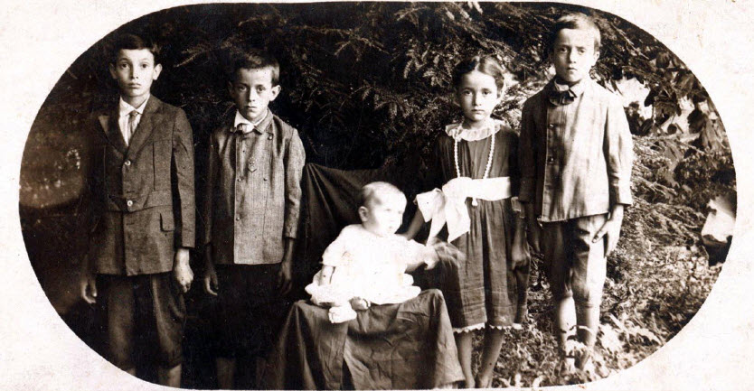 Children of Thomas P. and Martha Stull Kincaid 2.jpg