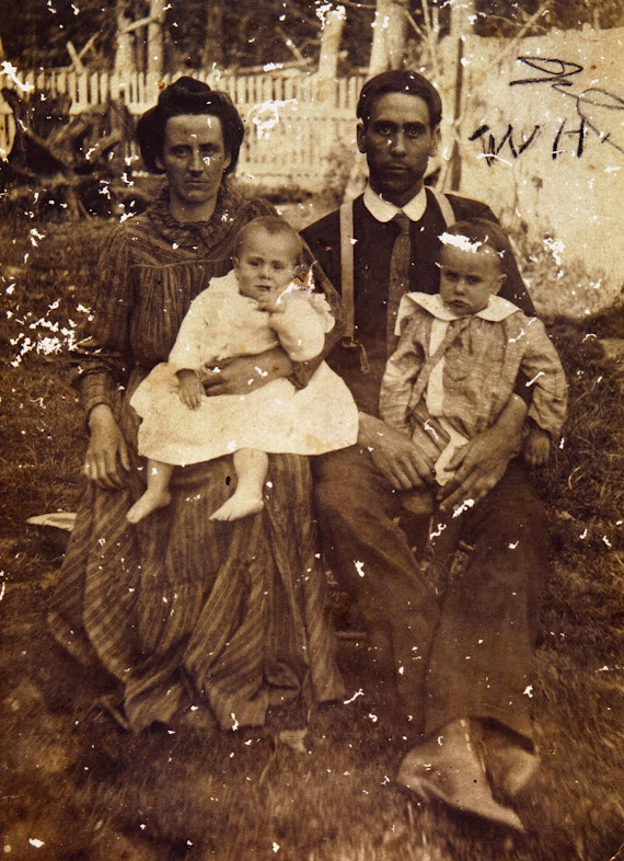 Walter & Pansy Legg 1.jpg
